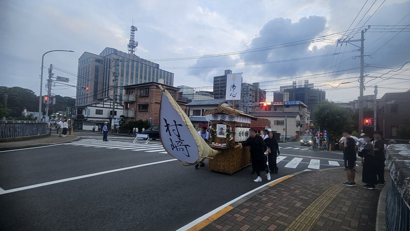 街なかを進む